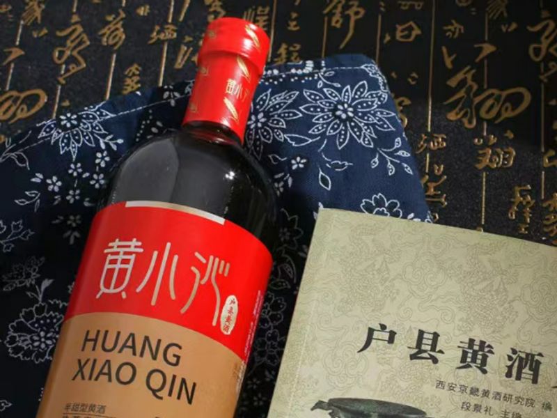 黃小沁●單瓶