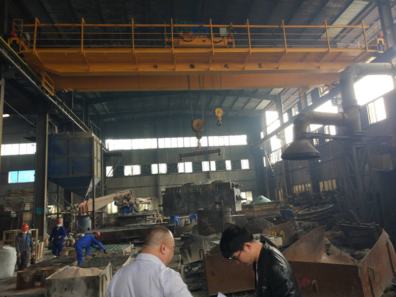 山虎机械集团冶金双梁桥式起重机QDY32t-19.5m A7