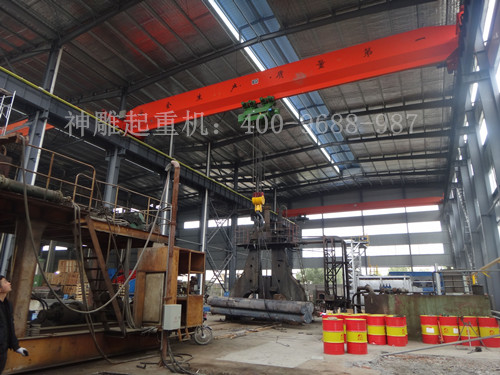 桥式起重机