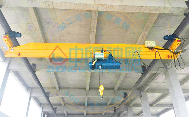 悬挂行吊起重机