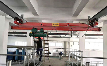 LX型电动单梁悬挂起重机|3吨行吊